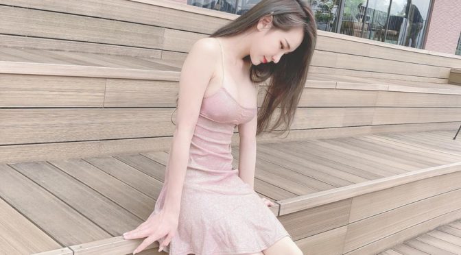 【台灣嫩模系列】八方魅力長裙氣質大眼美人 Yunas 余納斯 [30P]